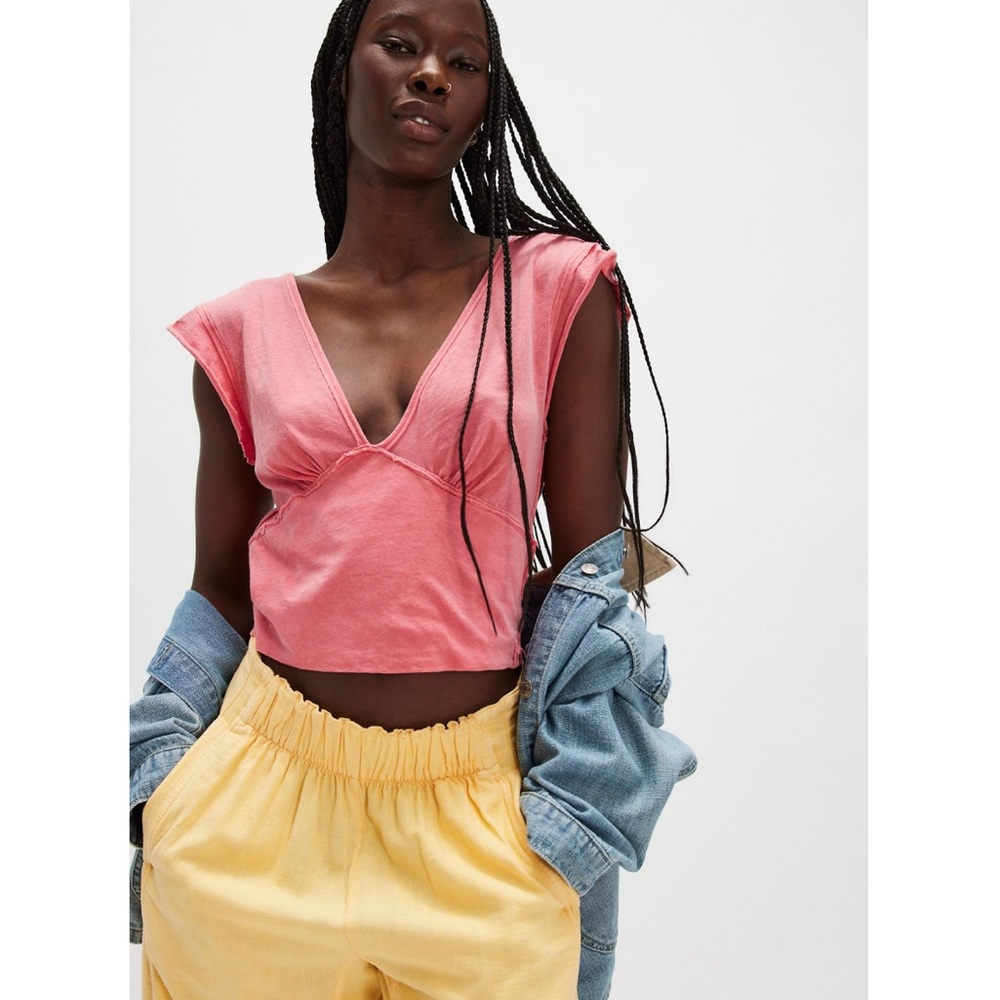 We The Free Coral Pink V-Neck Cropped Tank